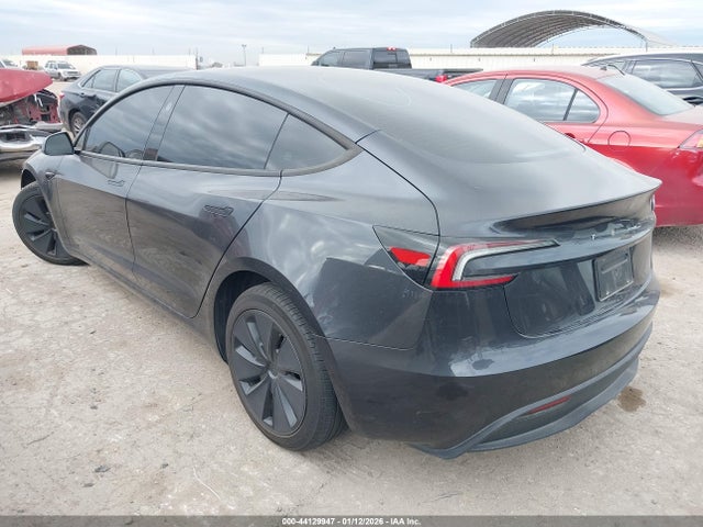 2025 TESLA MODEL 3 5YJ3E1EA1SF006805 Photo 2