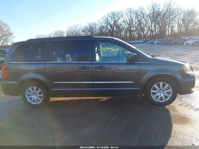 44129955 :رقم المزاد ، 2C4RC1BG3GR268426 vin ، 2016 Chrysler Town & Country Touring مزاد بيع