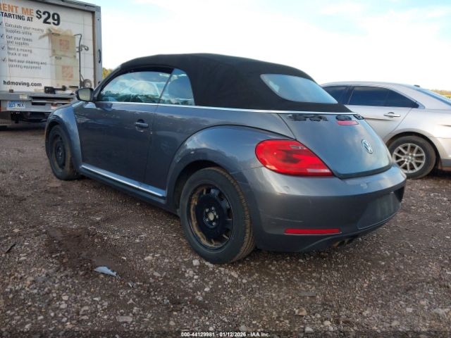 2015 VOLKSWAGEN BEETLE 3VW517AT1FM806999 Photo 2