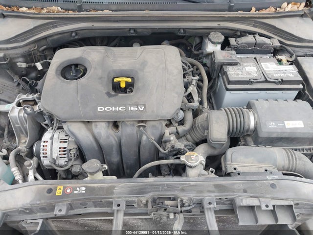 5NPD84LF3HH201164 Hyundai ELANTRA SE