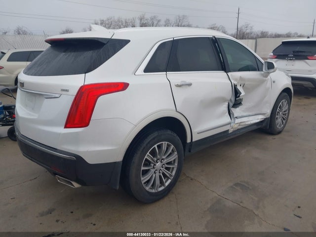 2017 CADILLAC XT5 1GYKNBRS8HZ221258 Photo 3