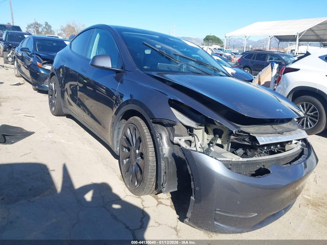 2022 TESLA MODEL Y 7SAYGDEF6NF546719 Photo 0