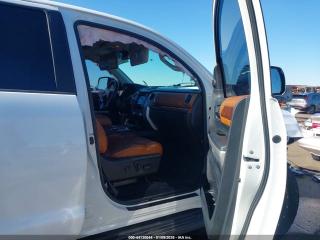 Aukcja sprzedaży 2015 Toyota Tundra 1794 5.7l V8, vin: 5TFAW5F17FX473071, numer aukcji: 44130044
