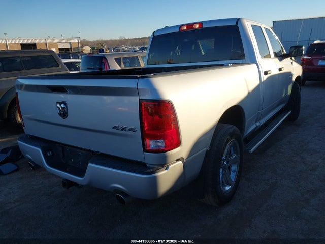 44130065 :رقم المزاد ، 1C6RR7FT1JS223085 vin ، 2018 Ram 1500 Express  4x4 6'4 Box مزاد بيع