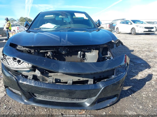 44130084 :رقم المزاد ، 2C3CDXBG4NH213027 vin ، 2022 Dodge Charger Sxt Rwd مزاد بيع