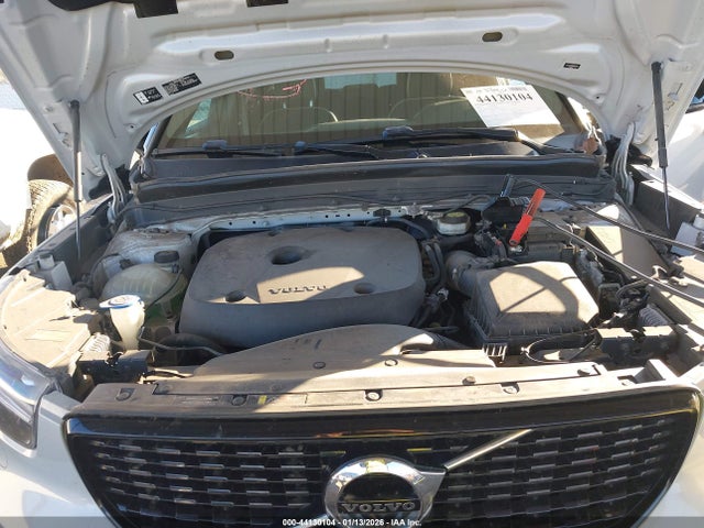 YV4AC2HM4M2429521 Volvo Xc40 T4 R-design