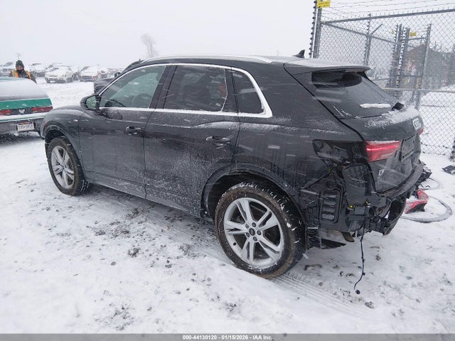 2024 AUDI Q3 WA1DECF3XR1151063 Photo 2