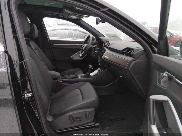 2024 AUDI Q3 WA1DECF3XR1151063 Photo 4