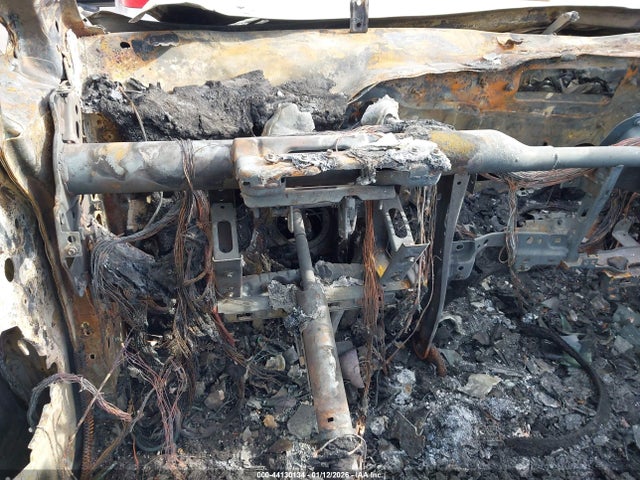 2025 CADILLAC OPTIQ 3GYK3EMRXSS262412 Photo 6