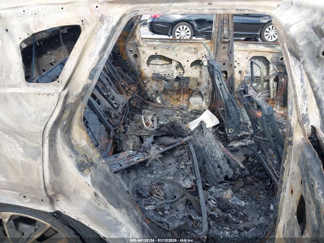 2025 CADILLAC OPTIQ 3GYK3EMRXSS262412 Photo 7