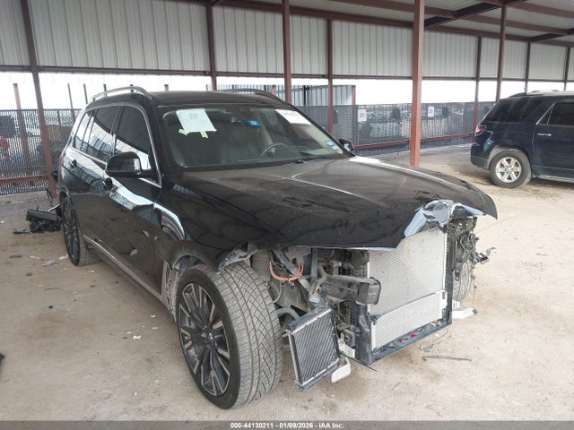 2020 BMW X7 5UXCW2C0XL9A00480