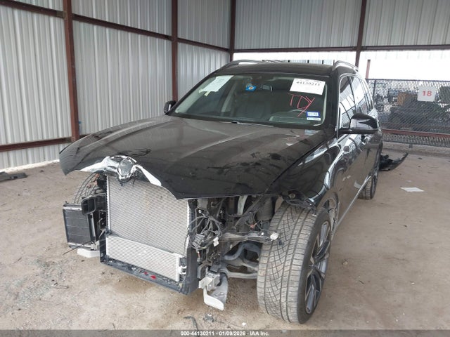2020 BMW X7 5UXCW2C0XL9A00480 Photo 1