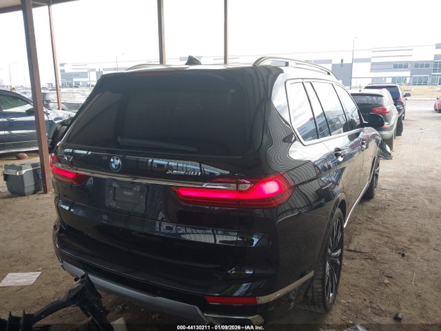 2020 BMW X7 5UXCW2C0XL9A00480 Photo 3