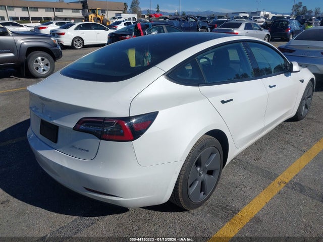 2022 TESLA MODEL 3 5YJ3E1EB5NF256111 Photo 3