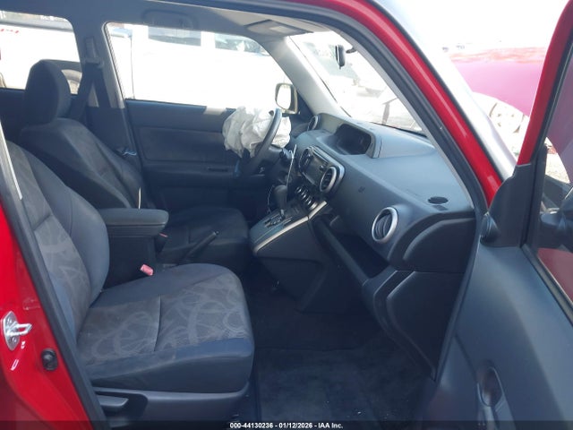 JTLZE4FE0EJ052088 Scion XB