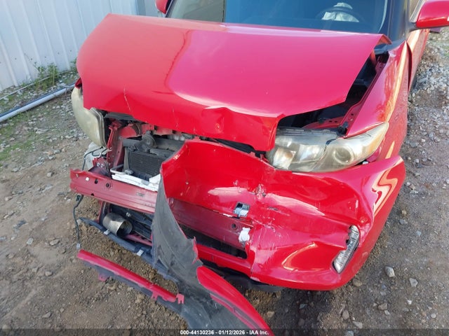 JTLZE4FE0EJ052088 Scion XB