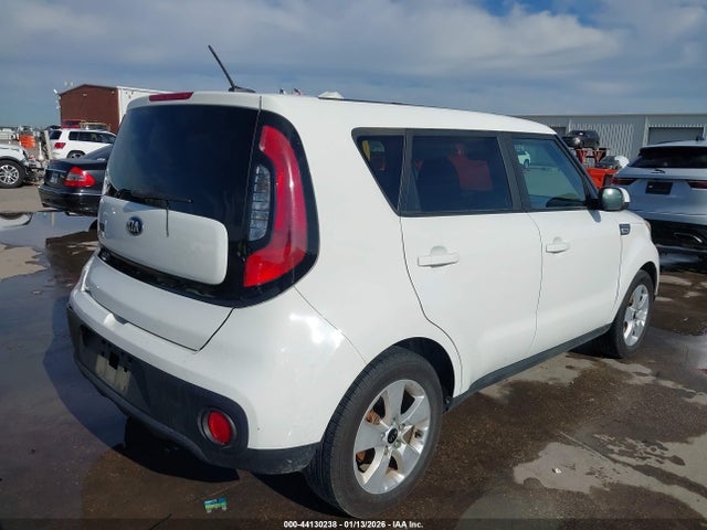 Aukcja sprzedaży 2018 Kia Soul, vin: KNDJN2A27J7605093, numer aukcji: 44130238
