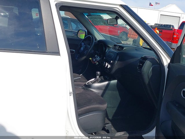 Aukcja sprzedaży 2018 Kia Soul, vin: KNDJN2A27J7605093, numer aukcji: 44130238