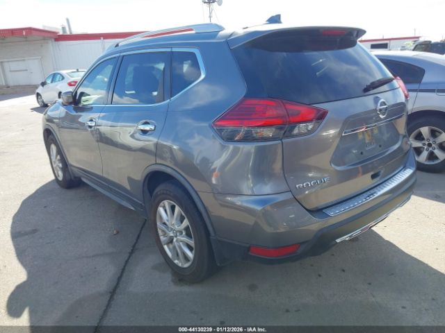 2017 NISSAN ROGUE JN8AT2MT9HW398981 Photo 2