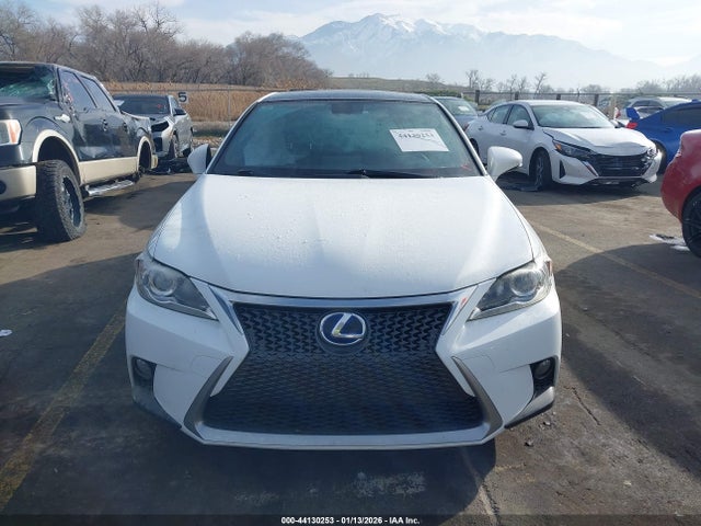 Lexus CT 200H 2014 JTHKD5BH1E2204068 Image 12