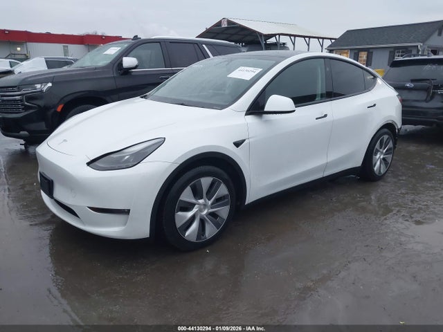 2023 TESLA MODEL Y 7SAYGAEE6PF791903 Photo 1