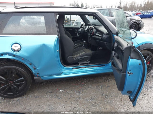 2019 MINI HARDTOP WMWXM9C53K2H38946 Photo 4