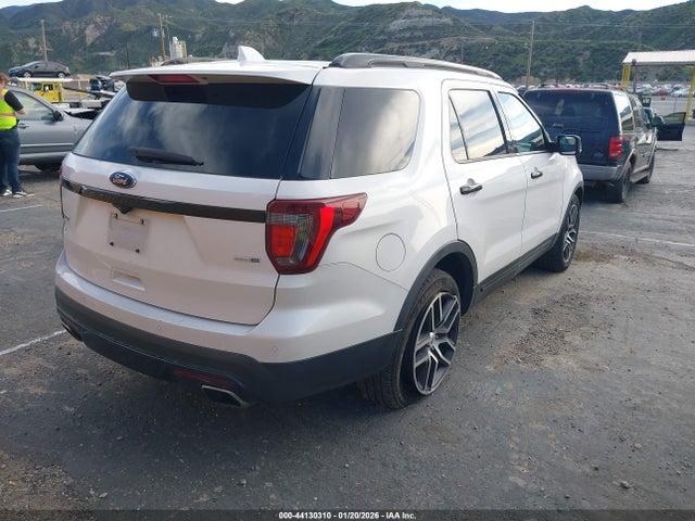1FM5K8GTXGGB26832 Ford EXPLORER SPORT