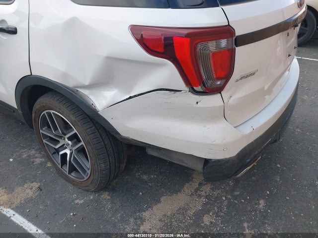 1FM5K8GTXGGB26832 Ford EXPLORER SPORT