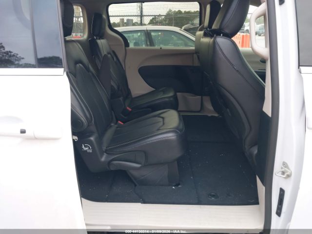 2024 CHRYSLER PACIFICA 2C4RC1BG0RR120186 Photo 7