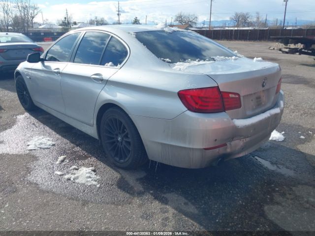 2013 BMW 535I WBAFU7C5XDDU70126 Photo 2
