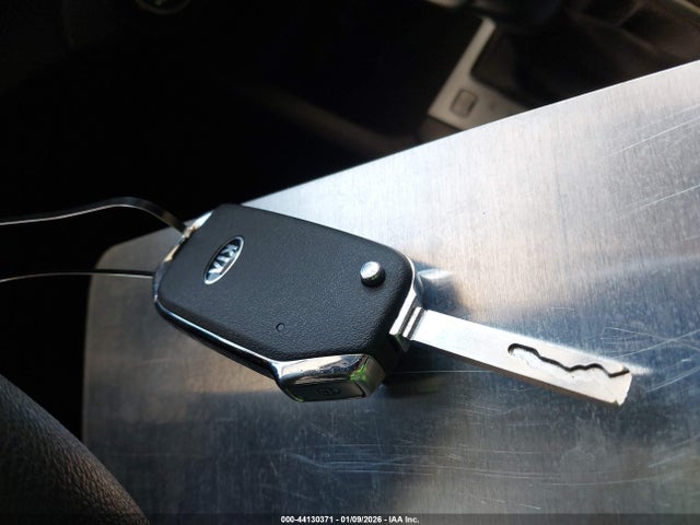 Продажа на аукционе авто 2021 Kia Forte Lxs, vin: 3KPF24AD3ME337921, номер лота: 44130371