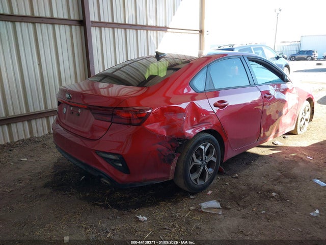 Продажа на аукционе авто 2021 Kia Forte Lxs, vin: 3KPF24AD3ME337921, номер лота: 44130371