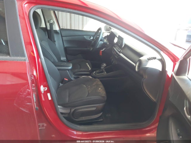 Продажа на аукционе авто 2021 Kia Forte Lxs, vin: 3KPF24AD3ME337921, номер лота: 44130371