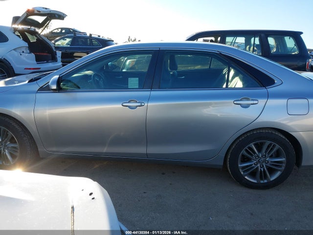 4T1BF1FK2HU419215 Toyota CAMRY SE