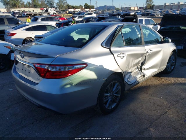 4T1BF1FK2HU419215 Toyota CAMRY SE
