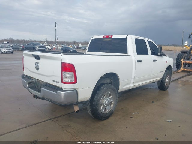 3C6UR5CJ9NG117983 RAM 2500