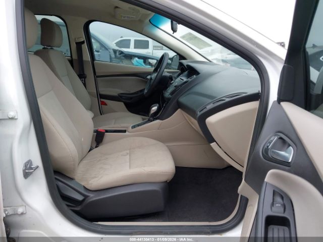 2017 FORD FOCUS 1FADP3F22HL346428 Photo 4