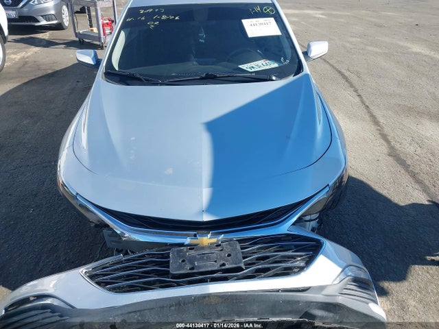 1G1ZD5ST3MF050712 Chevrolet Malibu Fwd Lt