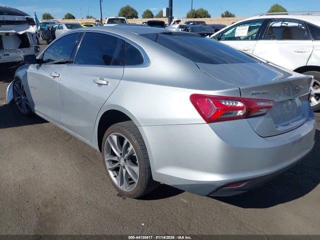 1G1ZD5ST3MF050712 Chevrolet Malibu Fwd Lt