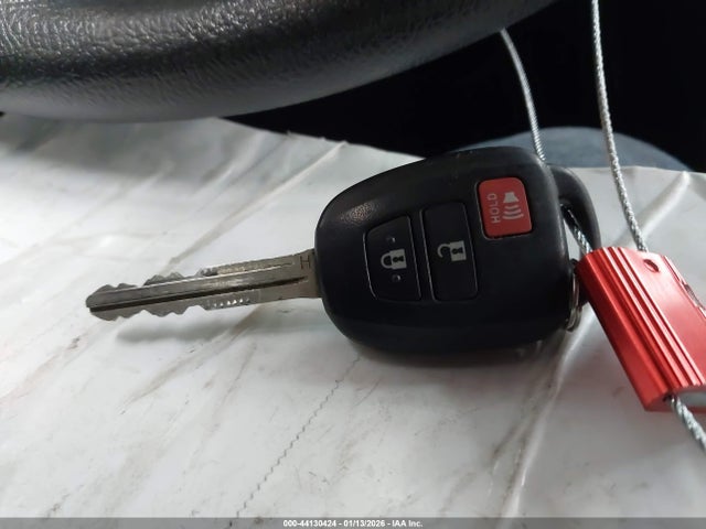 2019 TOYOTA HIGHLANDER 5TDBZRFH7KS977443 Photo 10