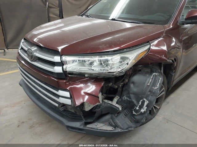 2019 TOYOTA HIGHLANDER 5TDBZRFH7KS977443 Photo 5