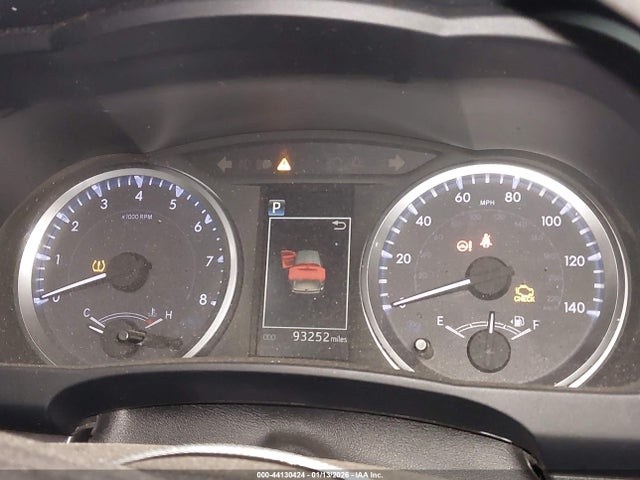 2019 TOYOTA HIGHLANDER 5TDBZRFH7KS977443 Photo 6