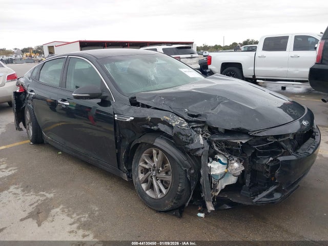 Auction sale of the 2020 Kia Optima Lx, vin: 5XXGT4L35LG428524, lot number: 44130450