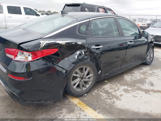 44130450 :رقم المزاد ، 5XXGT4L35LG428524 vin ، 2020 Kia Optima Lx مزاد بيع