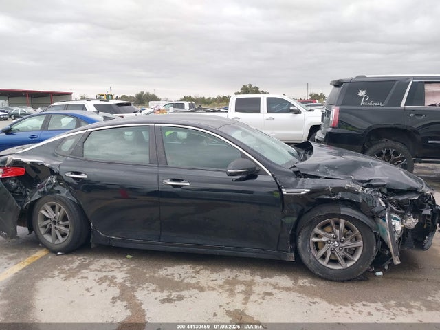 44130450 :رقم المزاد ، 5XXGT4L35LG428524 vin ، 2020 Kia Optima Lx مزاد بيع