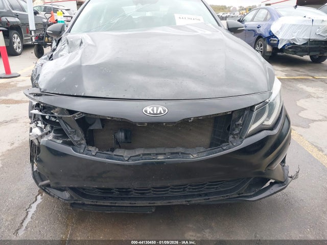 44130450 :رقم المزاد ، 5XXGT4L35LG428524 vin ، 2020 Kia Optima Lx مزاد بيع