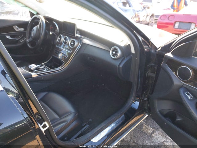55SWF4KB4GU135054 Mercedes-Benz C 300 4matic