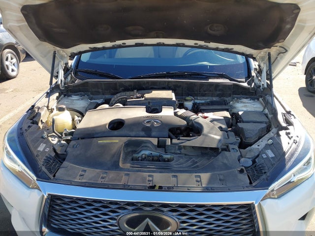 3PCAJ5M32LF120214 Infiniti Qx50 Luxe Awd