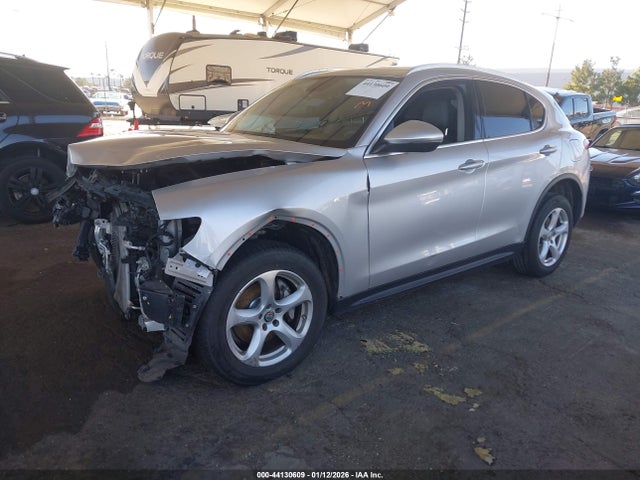 2018 ALFA ROMEO STELVIO ZASFAKAN3J7C24067 Photo 1