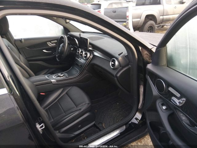 2017 MERCEDES-BENZ GLC 300 WDC0G4KB1HV008280 Photo 4